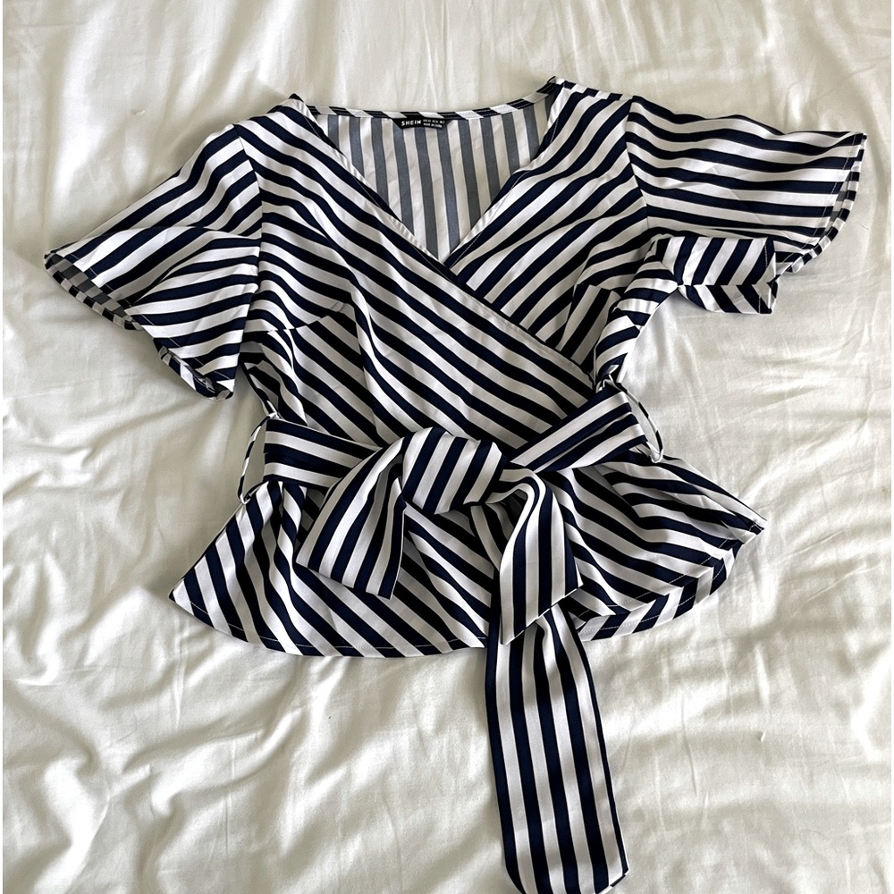 SHEIN Top